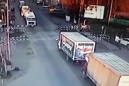 قطع عضو، عاقبت بی‌احتیاطی موتورسوار ۲۵ ساله نسبت به عبور قطار