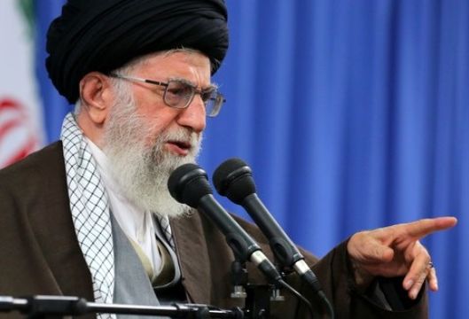 نهیب محکم رهبر انقلاب درباره استفاده از خودروهای دولتی