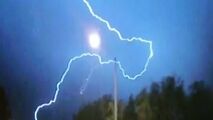 رعد و برقی متفاوت در آسمان آمریکا