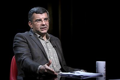 چرا وزیر بهداشت زود عصبانی می‌شود؟