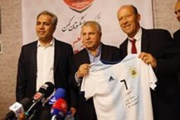  کادویی که علی پروین به کالدرون داد