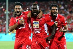 فیلم/ستاره پرسپولیس هم به چالش دستمال کاغذی پیوست