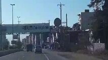 حرکات نمایشی خطرناک پراید و نیسان در بزرگراه