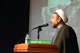 رسانه به دنبال مطالبات جامعه باشد نه مردم