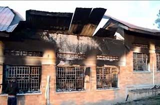 مرگ 11 دانش آموز در میان شعله‌های آتش در خوابگاه مدرسه