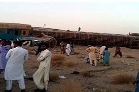 فیلمی از حادثه خروج قطار زاهدان به تهران از روی ریل