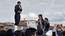 سردار آزمون برای کمک به سیل‌زدگان گلستان رخت جهادی به تن کرد