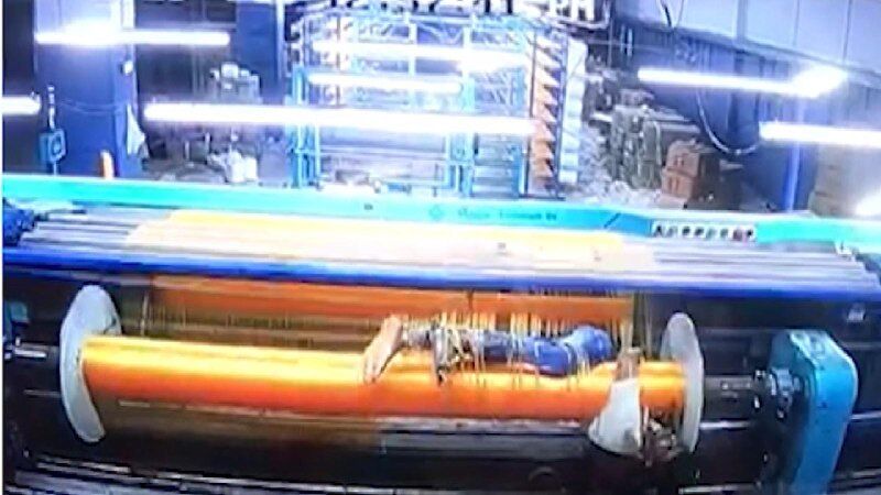 لحظه وحشتناک بلعیده شدن کارگر توسط دستگاه ریسندگی