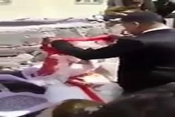 رسم عجیب کتک زدن عروس در روز ازدواج