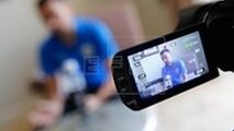 مصاحبه اختصاصی عادل فردوسی‌پور با ژاوی در فرودگاه امام