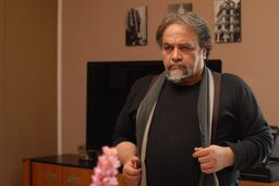 شریفی نیا را بخشیدم امیدوارم خداوند هم او را ببخشد