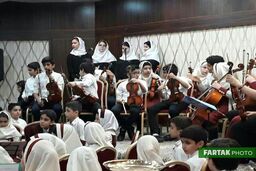 فیلم/رقص پزشکان مرهم با لباس کٌردی در هتل پارسیان کرمانشاه