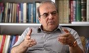 چرا در فوتبال مربی خارجی داریم اما در اقتصاد نه؟