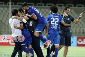 شادی متفاوت قایدی در رختکن استقلال/فیلم