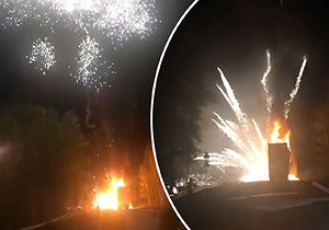 آتش بازی تصادفی در وسط جاده