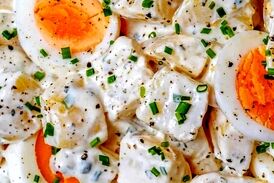 طرز تهیه آسان یه غذای چینی با سیب‌ زمینی و تخم‌ مرغ