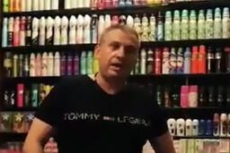 فارسی صحبت‌کردن فروشنده سوری با لهجه‌های مختلف