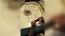 کعبه سرپوشیده می‌شود