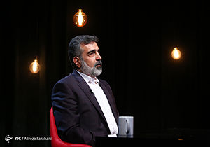 ماجرای مصاحبه با دانشمندان هسته ای در دفتر کار کمالوندی