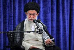 بیانات رهبر انقلاب پیرامون حمایت از نوشت‌افزارهای ایرانی