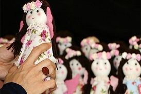 هدیه ویژه کودکان ایرانی به کودکان عراقی در مراسم پیاده روی اربعین