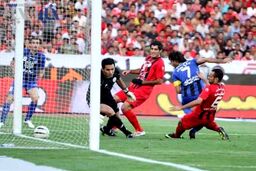دربی خاطره انگیز پرسپولیس 0 - استقلال 2