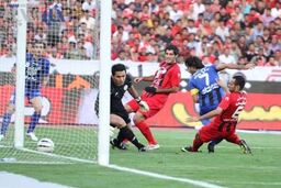 دربی خاطره انگیز پرسپولیس 0 - استقلال 2