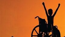 دختربچه معلولی که همه را متعجب می‌کند!