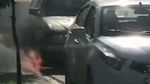 اقدام دیوانه‌وار یک شهروند مقابل آتش‌نشانی چالوس