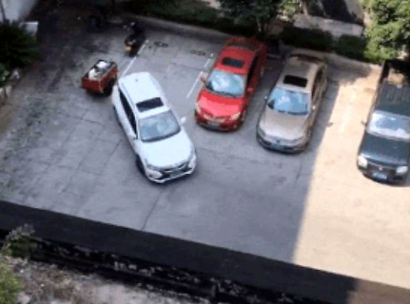 پارک کردن خنده‌دار راننده چینی سوژه شبکه‌های مجازی شد