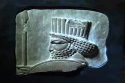 رونمایی از سردیس سرباز هخامنشی در موزه بزرگ خراسان