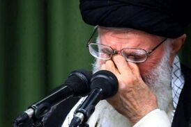 روضه‌ رهبر انقلاب از پیکر سردار سلیمانی