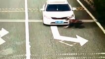 تمارض عجیب زن  به تصادف برای دریافت پول از راننده!