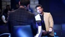 در آوردن ادای "محمدرضا گلزار" و برنامه‌اش در تلویزیون