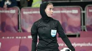 علت تعجب خارجیها از حضور گلاره نظمی!