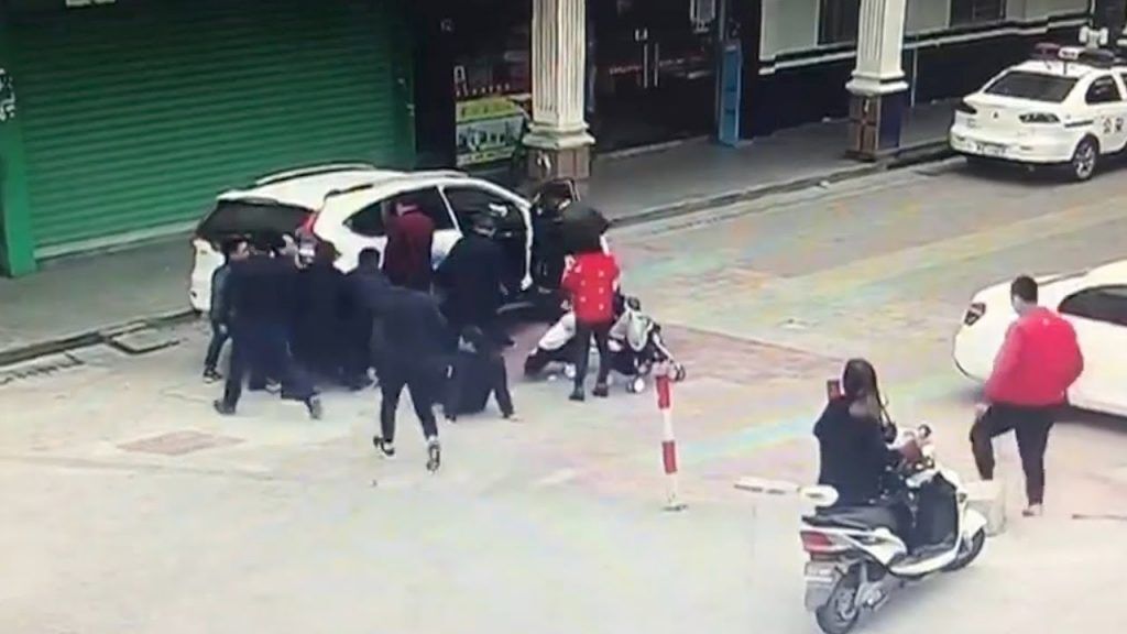 بی احتیاطی مادر جوان حادثه وحشتناکی را رقم زد!