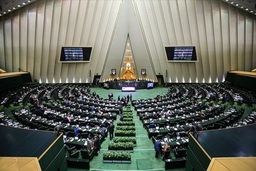 فیلم درگیری لفظی نقوی حسینی و علی لاریجانی بر سر برجام !