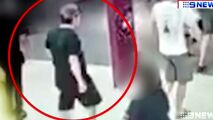 لحظه ربوده شدن دختر ۷ ساله در مرکز خرید