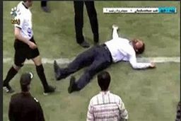 لحظه بیهوش شدن فیروزکریمی در بازی نفت مسجد سلیمان و سپیدرود رشت