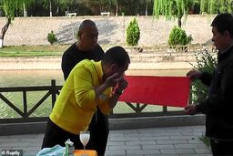 مهارت عجیب و خیره کننده استاد کونگ فو چینی!