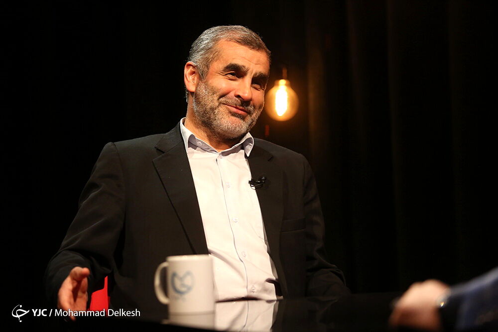 مسکن مهر قانونا برای چه کسانی ساخته شد؟