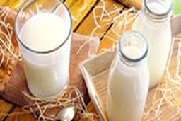 واکنش وزارت بهداشت درباره شایعه سرطان زا بودن شیرهای پاستوریزه روی آنتن زنده