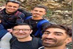 طبعیت گردی بازیکن استقلال و پرسپولیس با هم تیمی های سابق