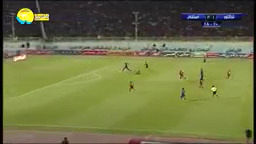 گل سوم استقلال به تراکتور