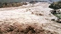 جاری‌شدن سیلاب در روستای حسینان دامغان