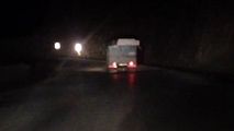 حرکات خطرناک نیسان حامل بار در جاده هراز