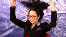 کامنت‌‌گذاری زیر پست‌های مسیح علی‌نژاد با حساب‌های کاربری جعلی!