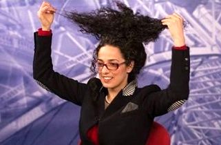 کامنت‌‌گذاری زیر پست‌های مسیح علی‌نژاد با حساب‌های کاربری جعلی!