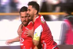 گل اول پرسپولیس به تراکتور