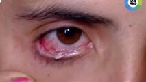 اشک‌های بلورینی که از چشمان دختر ۲۲ ساله سرازیر می‌شود